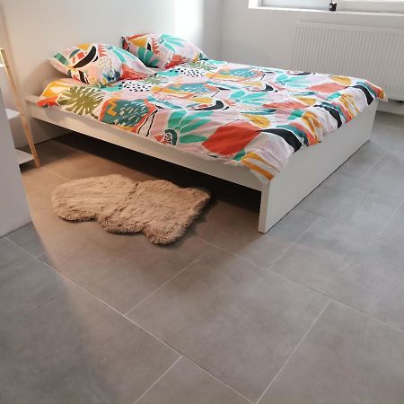 Ferienwohnung Le Caillou Blanc Charleroi Exterior foto